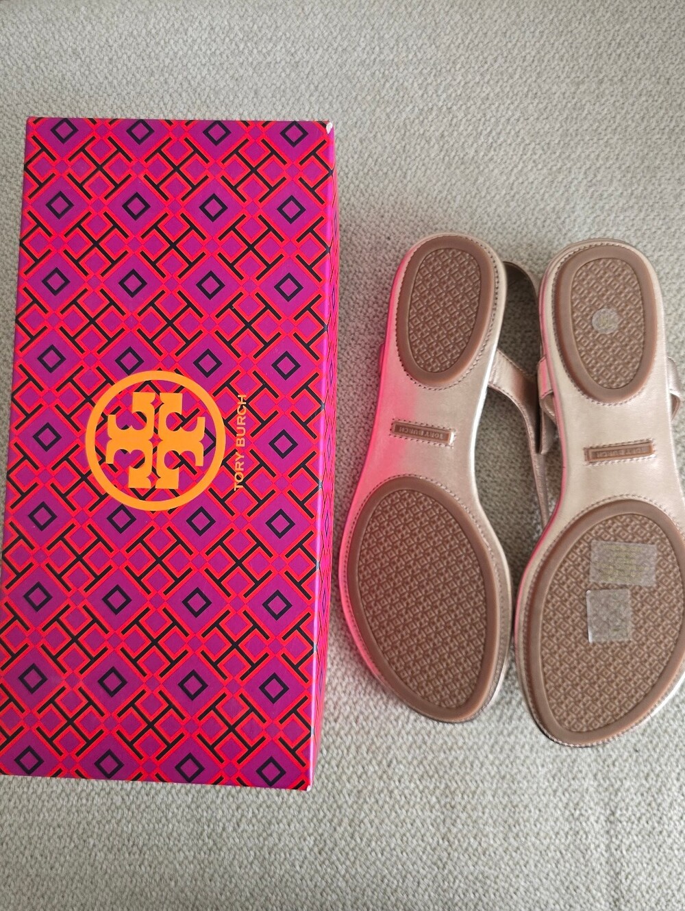Tory Burch Rose Gold Minnie Travel Metallic Leather Sandals, Size 7 - Picture 11 of 11